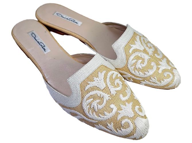 Mules ricamate Oscar De La Renta in rafia beige - vista 5