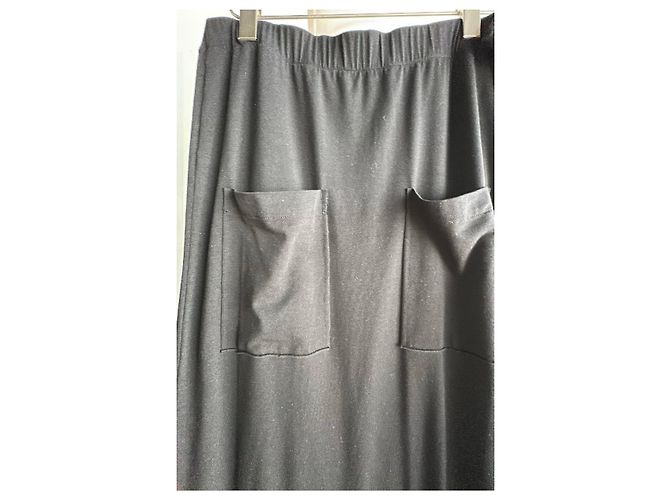 Munthe Plus Simonsen PLU Schwarzer Langer Strickrock mit Taschen - Ansicht 5