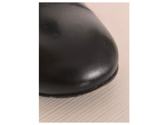 Stivaletti Chanel in pelle traforata verde e nera Nero - vista 20