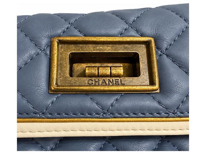 Chanel 2.55 Borsa a Patta in Pelle Blu Bianco - vista 5