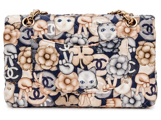 Timeless Chanel Klappentasche aus bedrucktem Stoff, Multicolour Braun Weiß Mehrfarben Beige - Ansicht 2