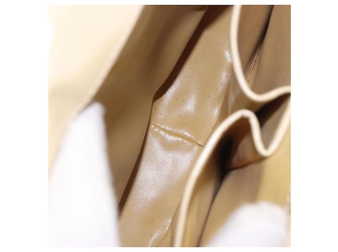 Céline Borsa a Tracolla CELINE Vernice Beige Tono Oro Auth 198345A - vista 11