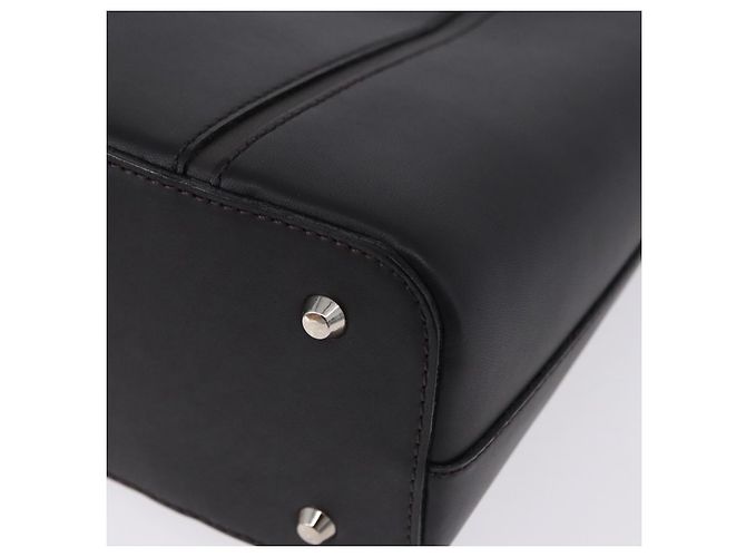 Borsa a mano BURBERRY in pelle nera e argento Auth am12432V Nero - vista 16