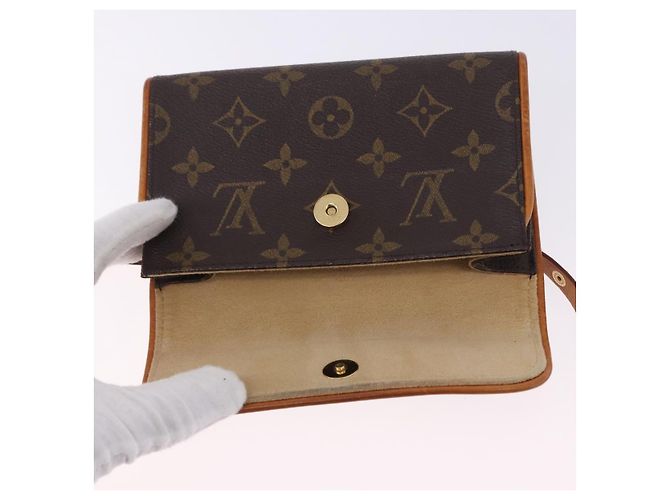 LOUIS VUITTON Monogram Pochette Florentine Waist bag M51855 LV Auth 198758A Monogramma - vista 10