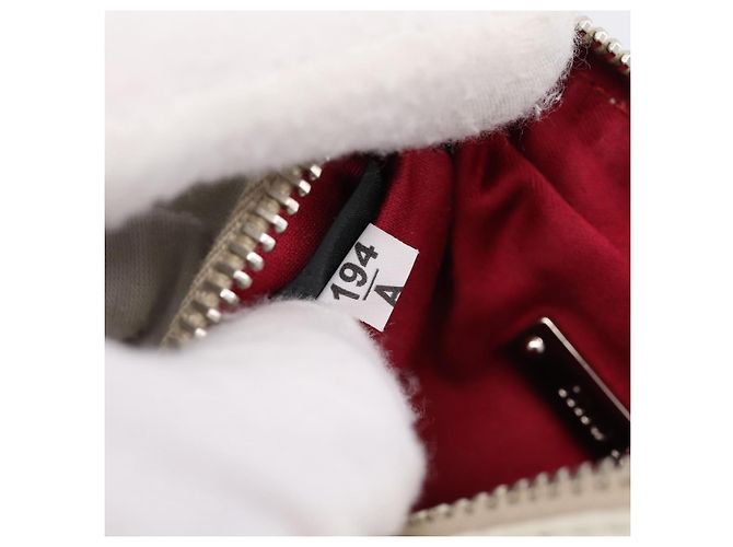 Miu Miu Matelasse Chain Shoulder Pouch Vitellolux Ivory Silver Auth 198684A Argento Crudo - vista 12