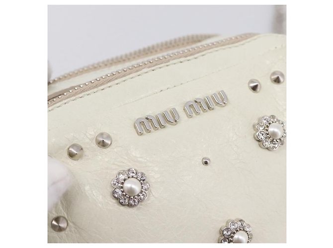 Miu Miu Matelasse Chain Shoulder Pouch Vitellolux Ivory Silver Auth 198684A Argento Crudo - vista 18