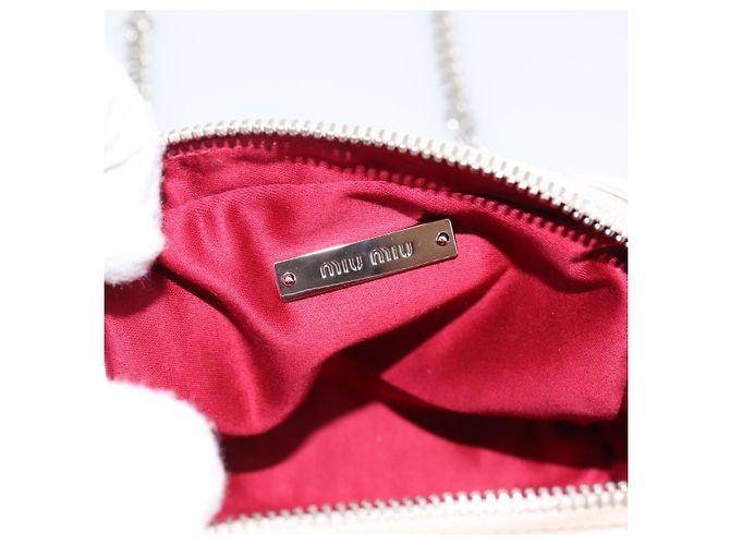 Miu Miu Matelasse Chain Shoulder Pouch Vitellolux Ivory Silver Auth 198684A Argento Crudo - vista 19
