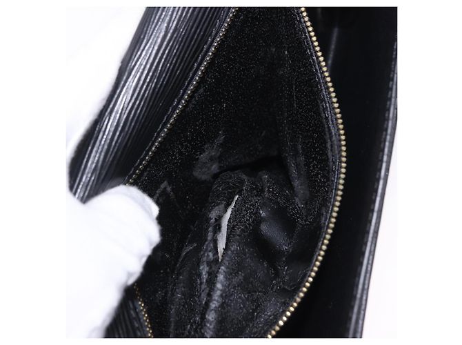 Borsa a Pochette LOUIS VUITTON Epi Sellier Dragonne Nera M52612 LV Auth BA14932 Nero - vista 11