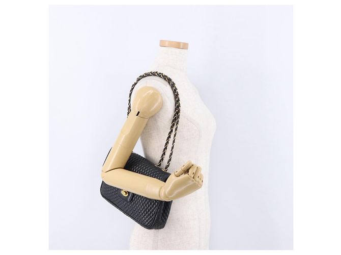 Borsa a tracolla con catena BALLY in pelle nera e oro Auth kk707A Nero D'oro - vista 25