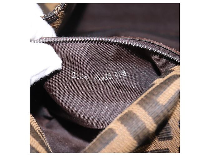 Borsa a tracolla FENDI Zucca Canvas Mamma Baguette Marrone Nero Auth 197339V - vista 12