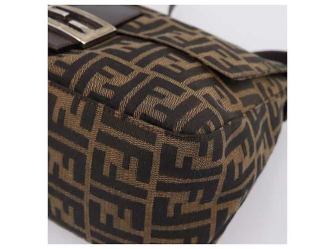 Borsa a tracolla FENDI Zucca Canvas Mamma Baguette Marrone Nero Auth 197339V - vista 14