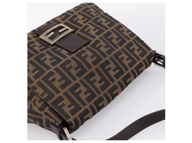 Borsa a tracolla FENDI Zucca Canvas Mamma Baguette Marrone Nero Auth 197339V - vista 6