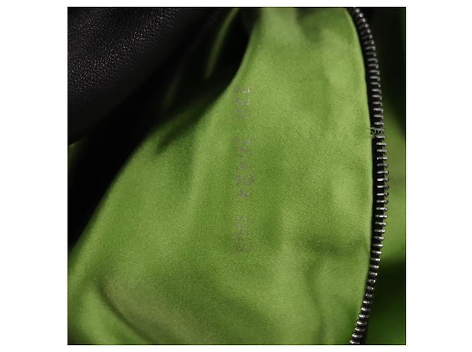 Borsa a spalla FENDI Mamma Baguette in pelle nera e argento Auth 198301SAM Nero - vista 11