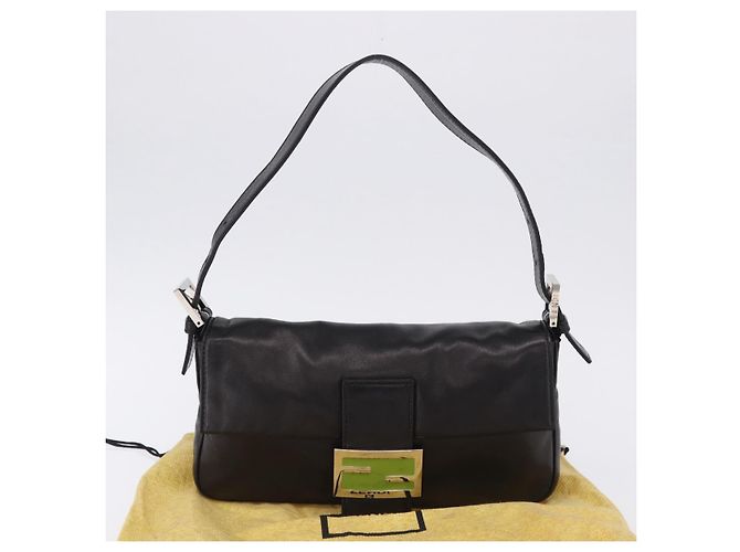 Borsa a spalla FENDI Mamma Baguette in pelle nera e argento Auth 198301SAM Nero - vista 12