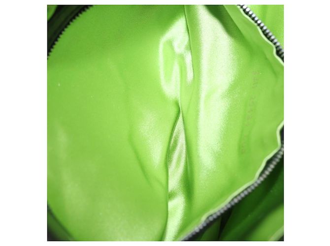 Borsa a spalla FENDI Mamma Baguette in pelle nera e argento Auth 198301SAM Nero - vista 24