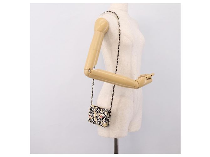 Borsa a tracolla CHANEL Checker Flag Chain Canvas Beige Gold CC Auth 197010SAM D'oro - vista 21