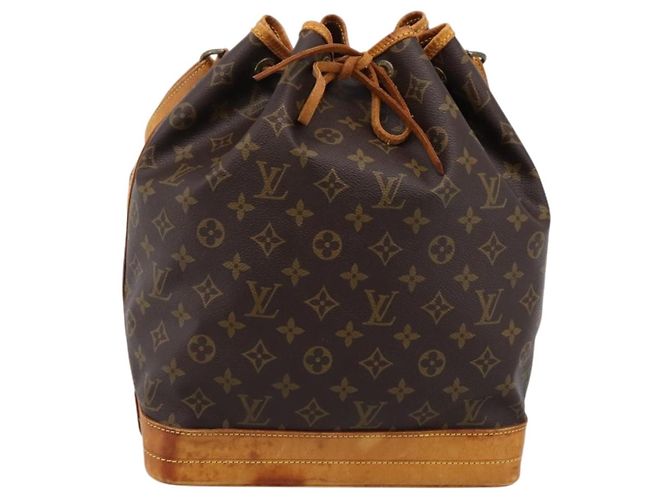 Borsa a tracolla LOUIS VUITTON Monogram Petit Noe M42226 LV Auth 197539 Monogramma - vista 13