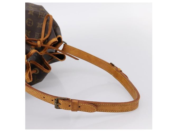 Borsa a tracolla LOUIS VUITTON Monogram Petit Noe M42226 LV Auth 197539 Monogramma - vista 7