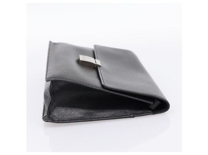 Borsa a pochette LOUIS VUITTON Taiga Selenga Ardoise M30782 LV Auth 198728 Grigio - vista 4