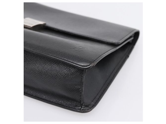 Borsa a pochette LOUIS VUITTON Taiga Selenga Ardoise M30782 LV Auth 198728 Grigio - vista 7