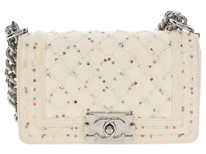 CHANEL Matelasse Boy Chanel Kettentasche aus Leder Weiß Silber CC Auth 196378M - Ansicht 13