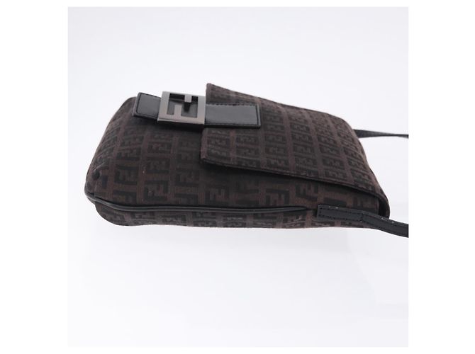 Borsa a tracolla FENDI Zucchino Canvas Mamma Baguette Marrone 8BT075 Auth 198331V - vista 3