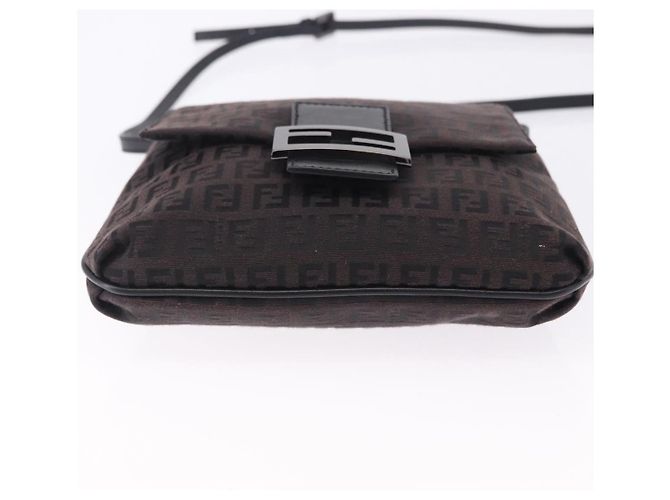 Borsa a tracolla FENDI Zucchino Canvas Mamma Baguette Marrone 8BT075 Auth 198331V - vista 5