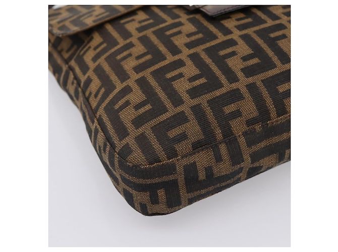 Borsa a tracolla FENDI Zucca Canvas Mamma Baguette Marrone Nero Auth 198709A - vista 15