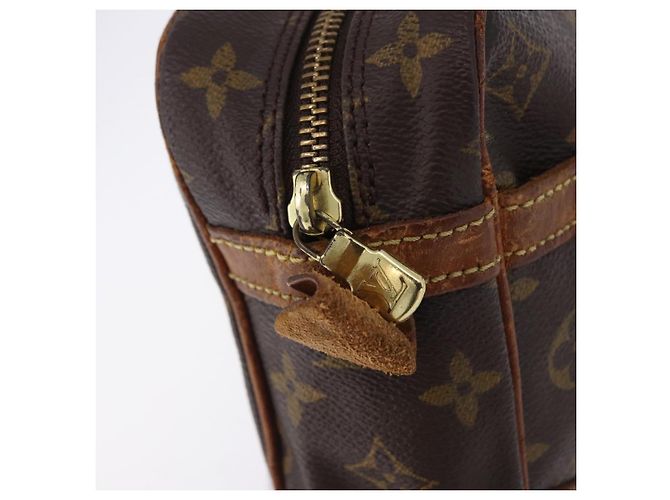 LOUIS VUITTON Monogram Compiegne 28 Clutch Bag M51845 LV Auth BA15142 Monogramma - vista 9