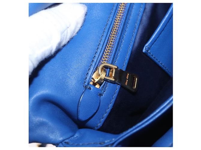 Borsa a spalla Miu Miu Matelassé in pelle 2way Blu Tono Oro Auth 198657A - vista 23