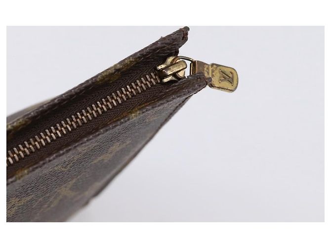 LOUIS VUITTON Monogram Poche Toilette 26 Pouch M47542 LV Auth 197449 Monogramma - vista 9
