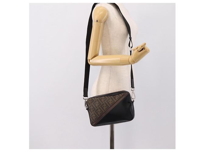 Borsa FENDI Zucca Canvas Diagonal Camera Case Bag PVC Brown Black Auth 198702V Marrone Nero - vista 22