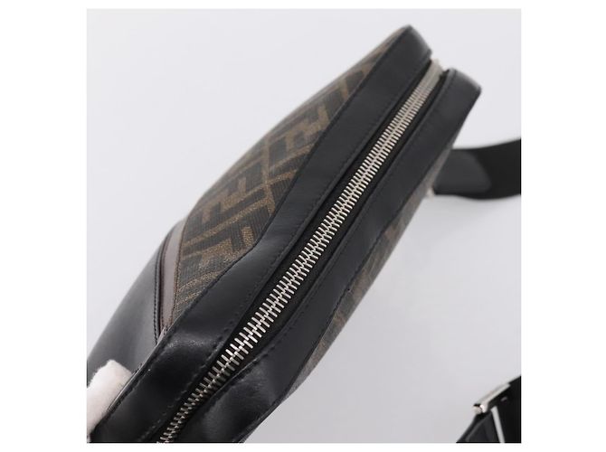 Borsa FENDI Zucca Canvas Diagonal Camera Case Bag PVC Brown Black Auth 198702V Marrone Nero - vista 6