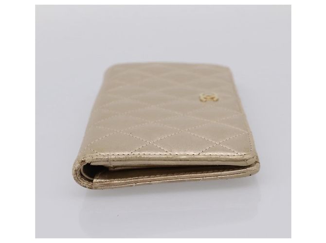 Cartera larga CHANEL Matelasse de piel de cordero Gold CC Auth BA15252 Dorado - vista 3
