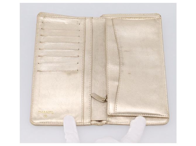Cartera larga CHANEL Matelasse de piel de cordero Gold CC Auth BA15252 Dorado - vista 8