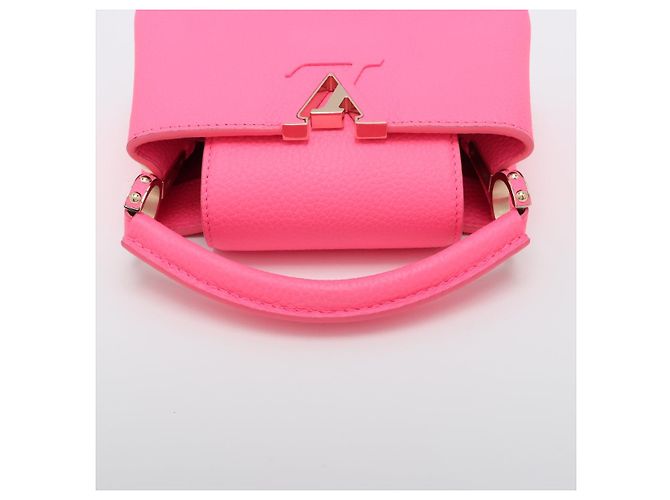Louis Vuitton Borsa a mano Capucines Mini in pelle di vitello Rosa - vista 5