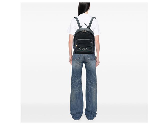 Schwarzer Gucci Leder-Rucksack mit Logo - Ansicht 5