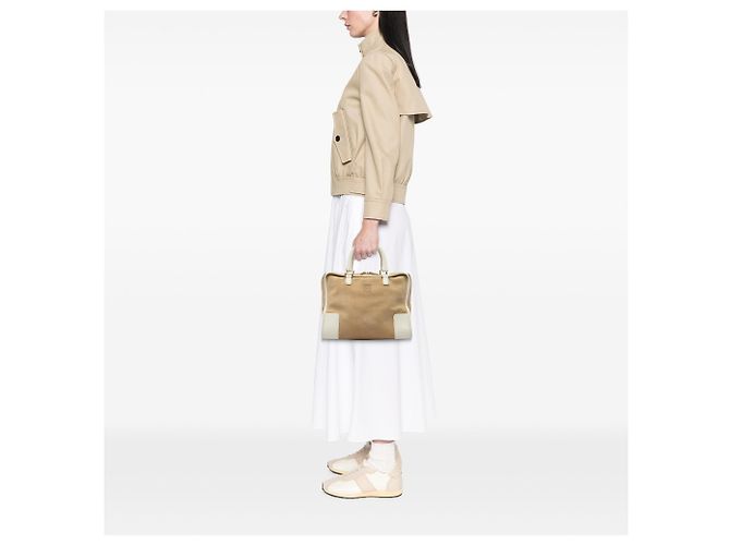 Bolsa LOEWE Amazona 32 em camurça branca - vista 6