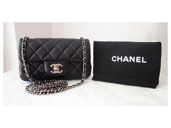 Timeless Chanel Classic Flap Mini Borsa Pelle d'Agnello Nera Nero - vista 13