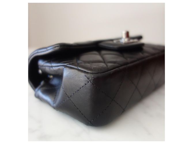 Timeless Chanel Classic Flap Mini Borsa Pelle d'Agnello Nera Nero - vista 7
