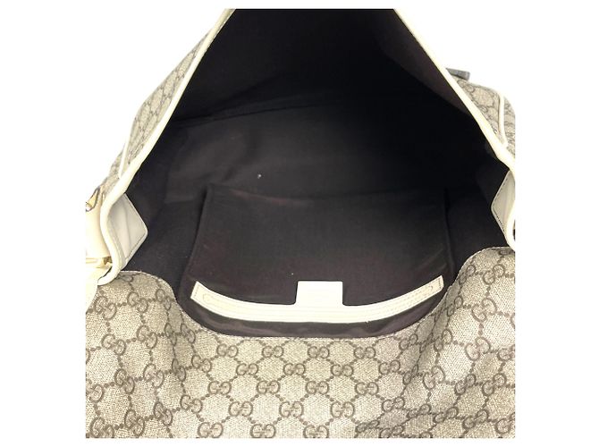 Borsa a tracolla Gucci con motivo GG Beige Crudo - vista 9