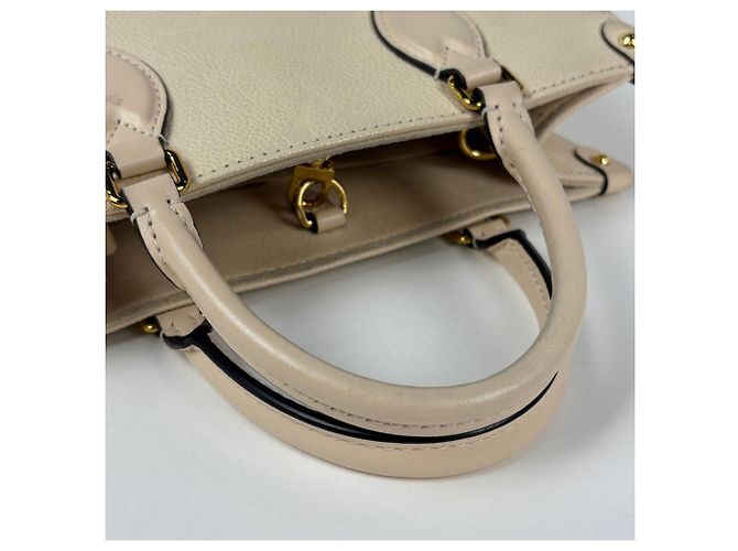Borsa Louis Vuitton OnTheGo PM Bianco - vista 5