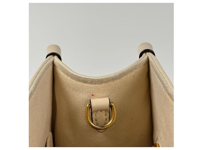 Borsa Louis Vuitton OnTheGo PM Bianco - vista 6