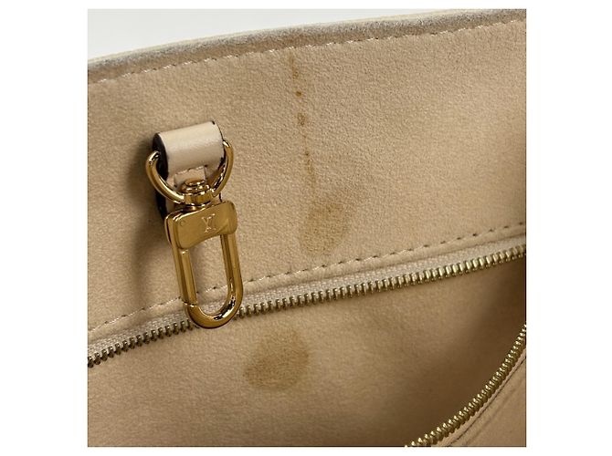 Borsa Louis Vuitton OnTheGo PM Bianco - vista 8