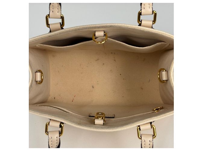 Borsa Louis Vuitton OnTheGo PM Bianco - vista 9