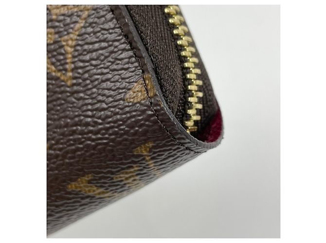 Cartera Zippy Louis Vuitton Castaño Fucsia - vista 3