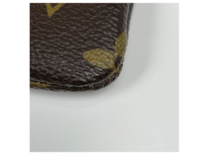 Louis Vuitton Pochette Clé Wallet/Coin Case Brown - view 3