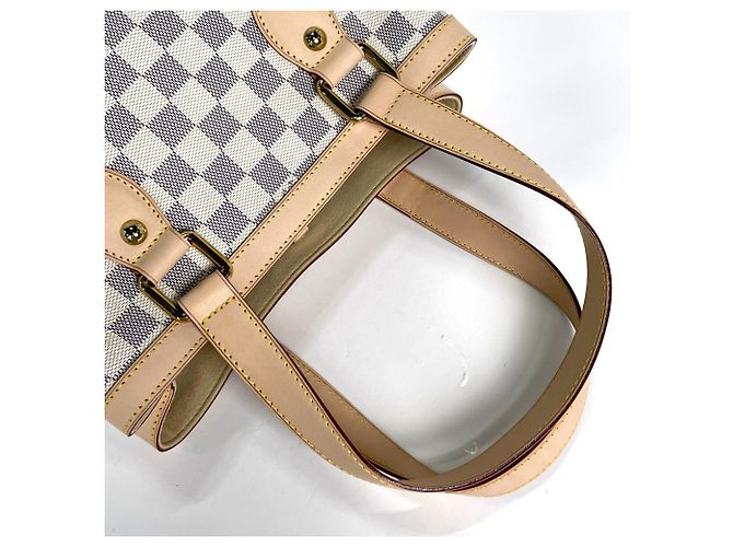 Borsa Tote Louis Vuitton Hampstead PM Bianco - vista 5