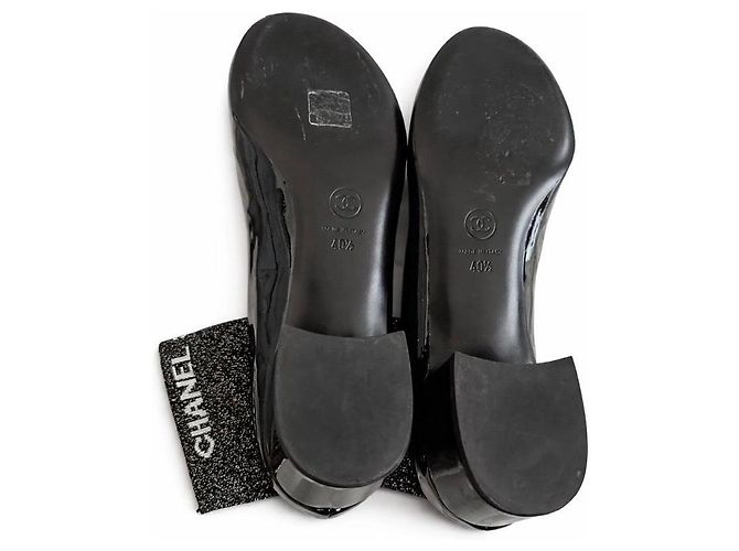 Chanel Socken-Stiefeletten aus Lackleder und Glitzergewebe Schwarz - Ansicht 4