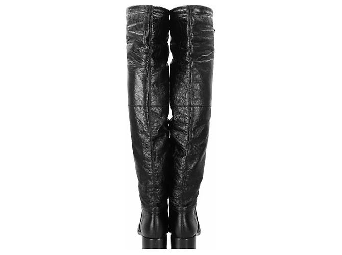 Chanel Botas Altas de Cuero Acolchado Negro - vista 4
